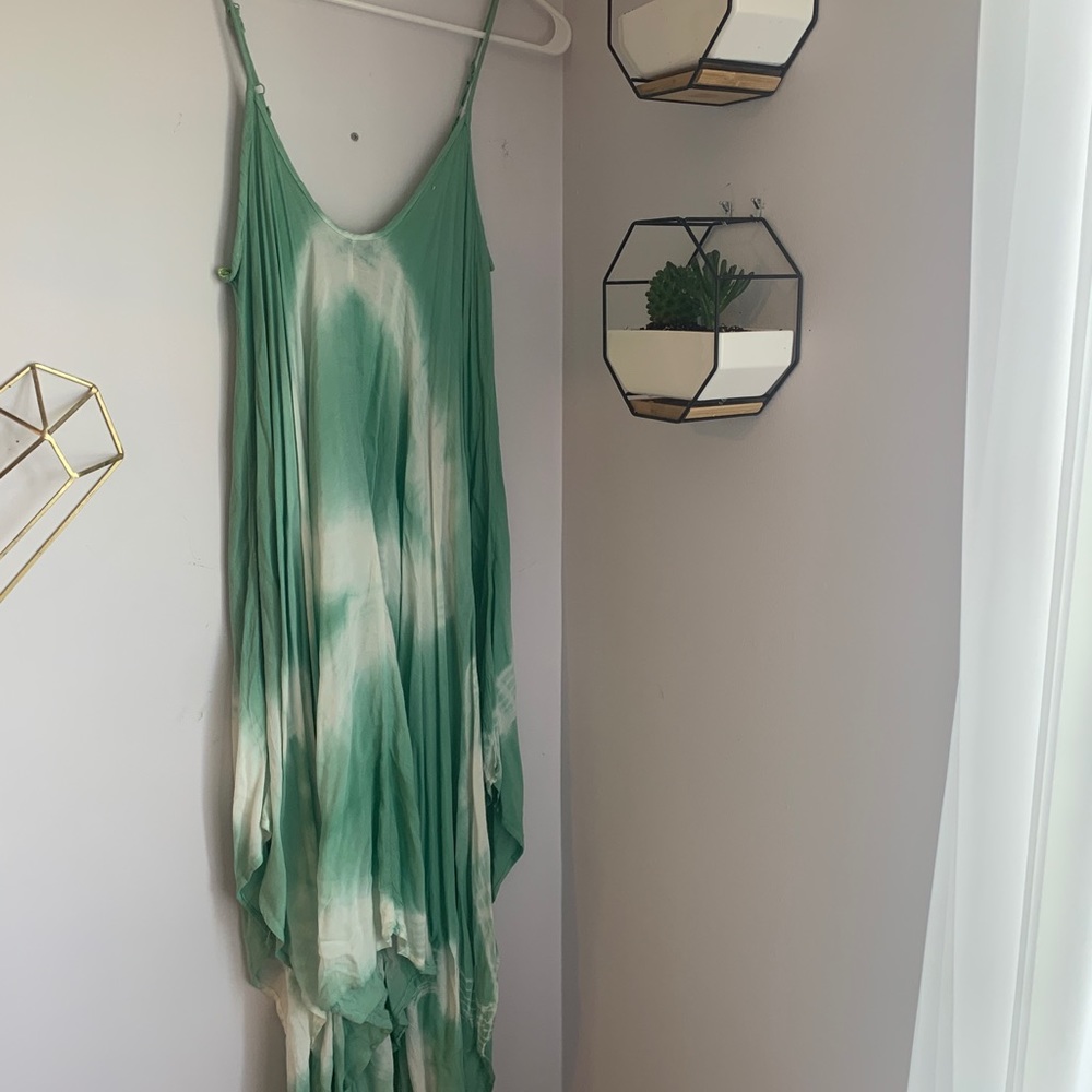 Handkerchief Tie-Dye Maxi Dress